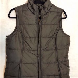 Women’s brown ariat vest
